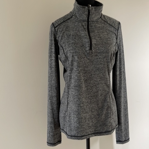 NWT Black and grey pull over - Picture 1 of 8